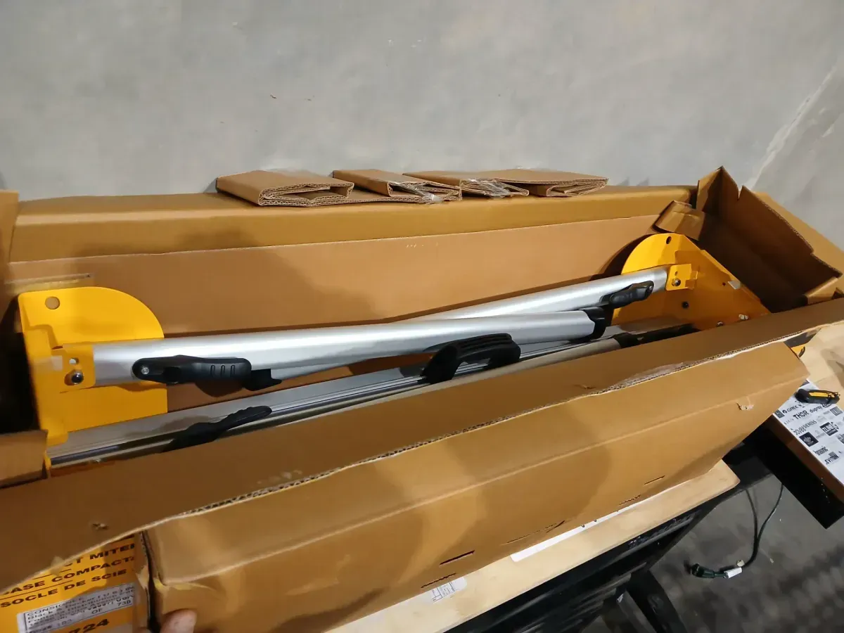 DEWALT 29.8 lbs. Compact Miter Saw Stand with 500 lbs. Capacity - image 2