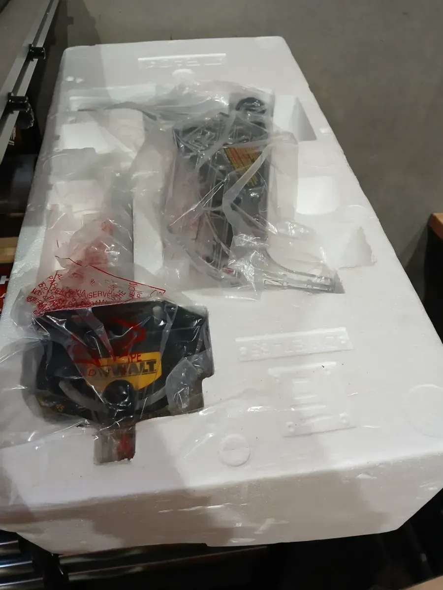 DEWALT 15 Amp Corded 8-1/4 in. Compact Portable Jobsite Tablesaw (Stand Not Included) - image 3