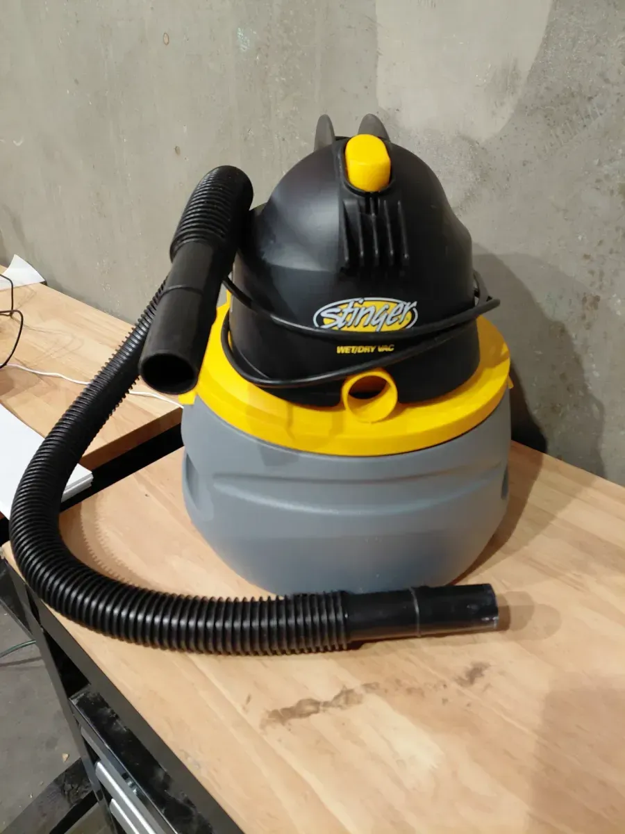 Stinger 2 Gal. 2.5 Peak HP Small Shop Vacuum Wet Dry Vac with Filter Bag, Hose, Utility Nozzle and Car Nozzle Attachments - image 3