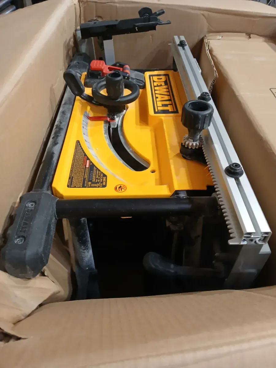 DEWALT 15 Amp Corded 10 in. Job Site Table Saw with Rolling Stand - image 4