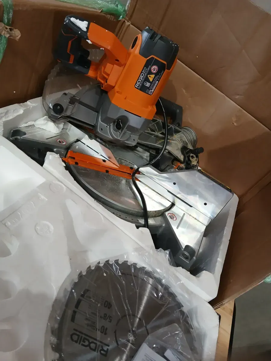 RIDGID 15 Amp 10 in. Corded Dual Bevel Miter Saw with LED Cut Line Indicator - image 5