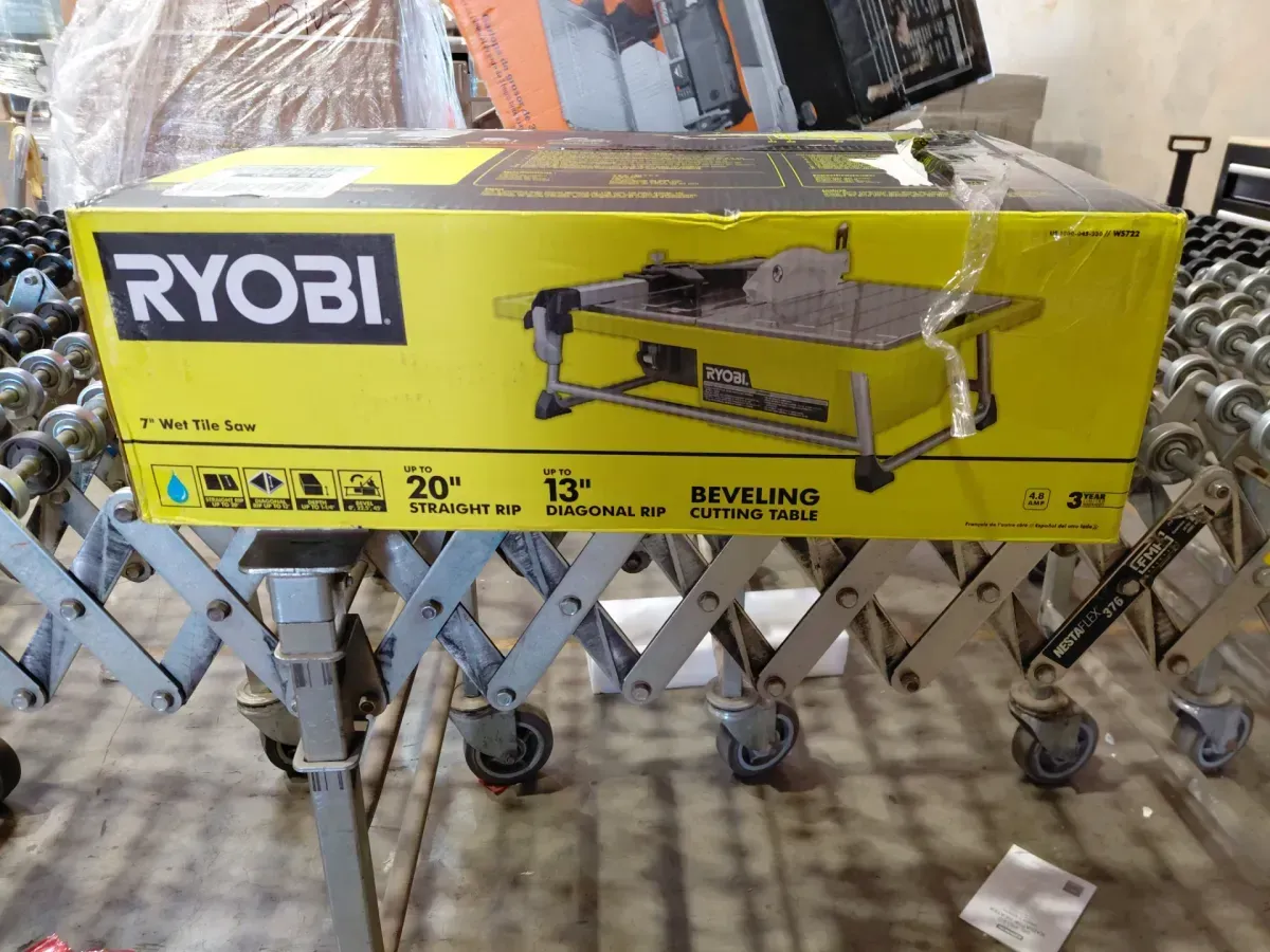 RYOBI 4.8 -Amps 7 in. Blade Corded Tabletop Wet Tile Saw - image 2