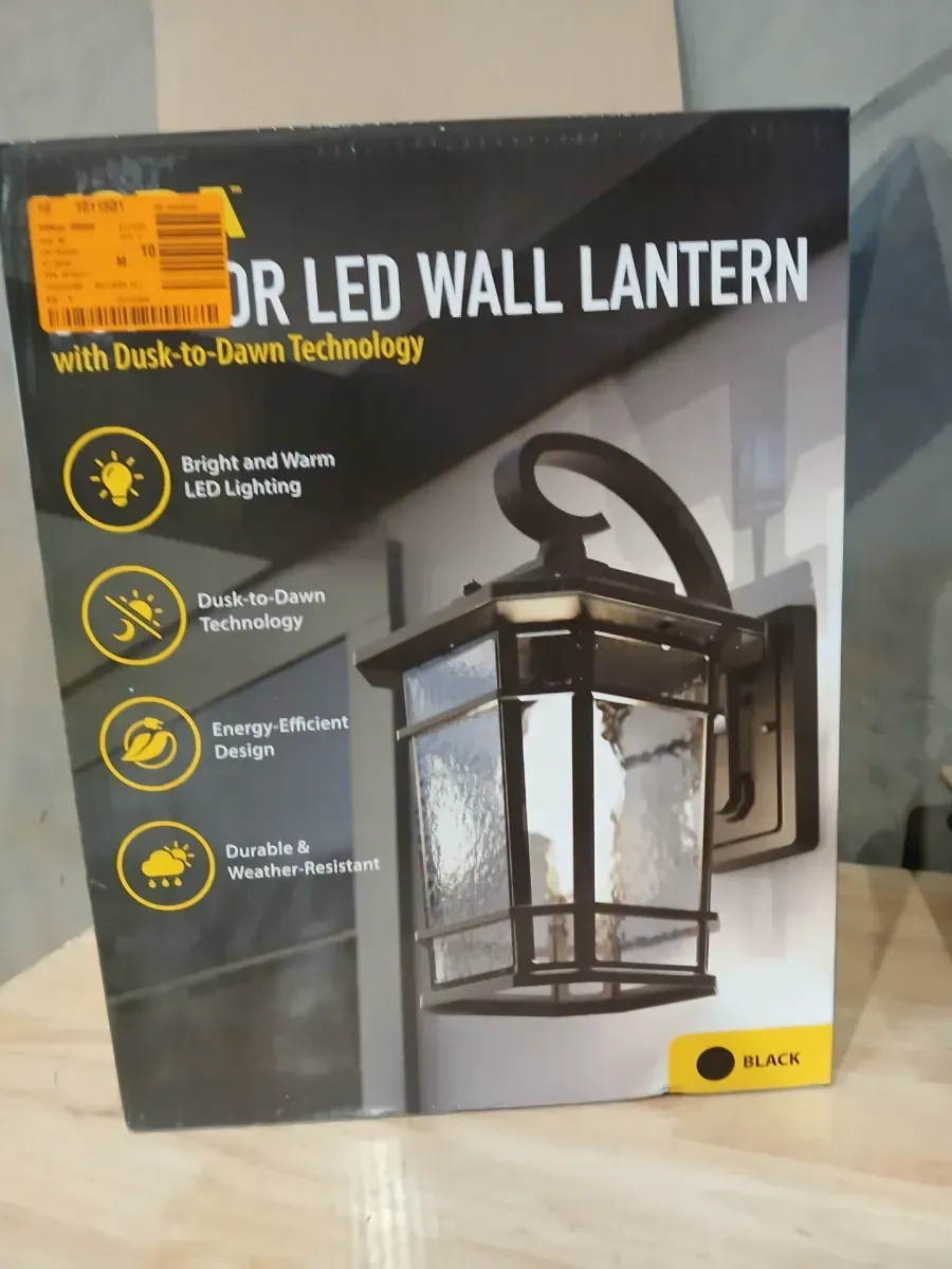 KODA Williams 15.5 in. 1-Light Black LED Outdoor Wall Light Coach Sconce with Hammered Glass Dusk to Dawn (Bulb Included) - image 2