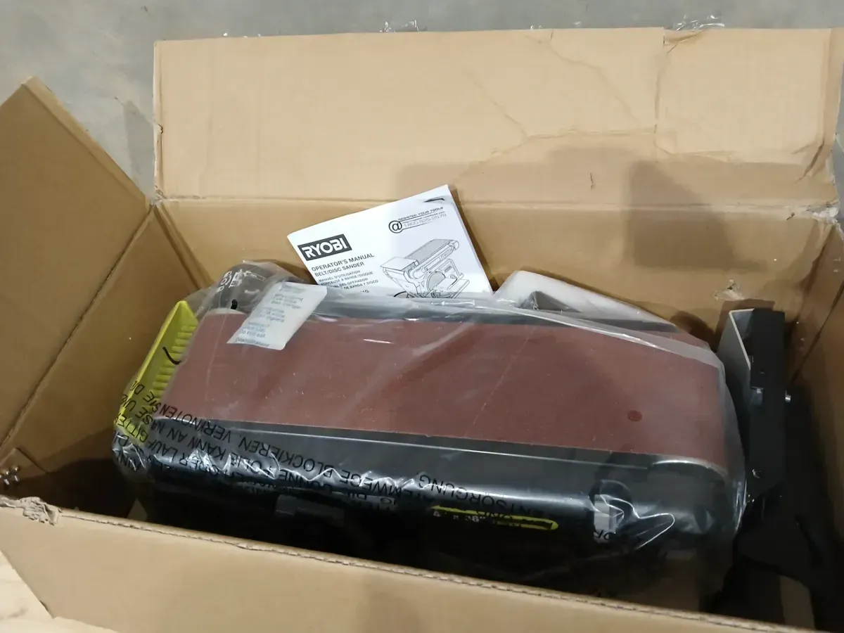 RYOBI Corded 4 in x 36 in. Belt and 6 in. Disc Sander - image 3