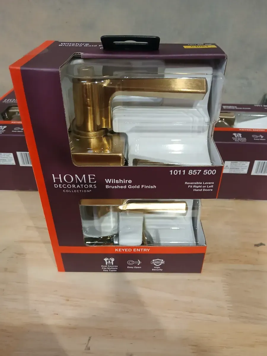 Home Decorators Collection Wilshire Brushed Gold Keyed Entry Door Handle with Rectangle Rose Featuring Dual Keyway - image 3