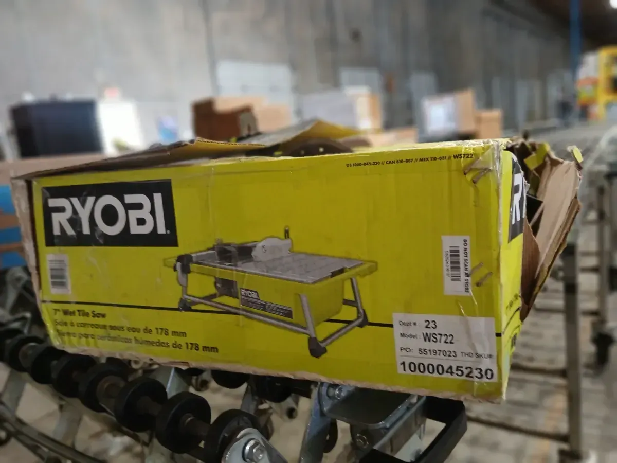 RYOBI 4.8 -Amps 7 in. Blade Corded Tabletop Wet Tile Saw - image 2