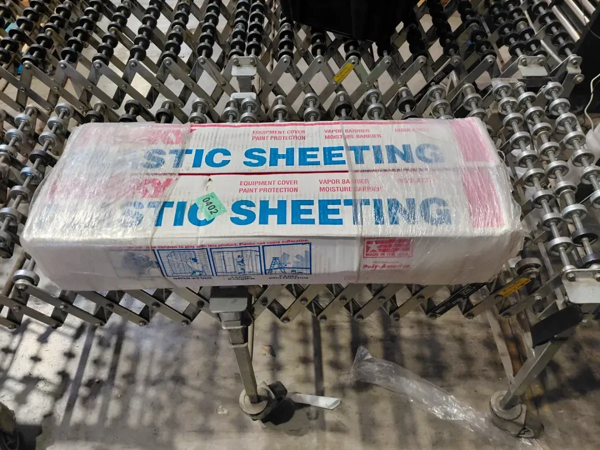 Husky Plastic Sheeting Roll - image 3