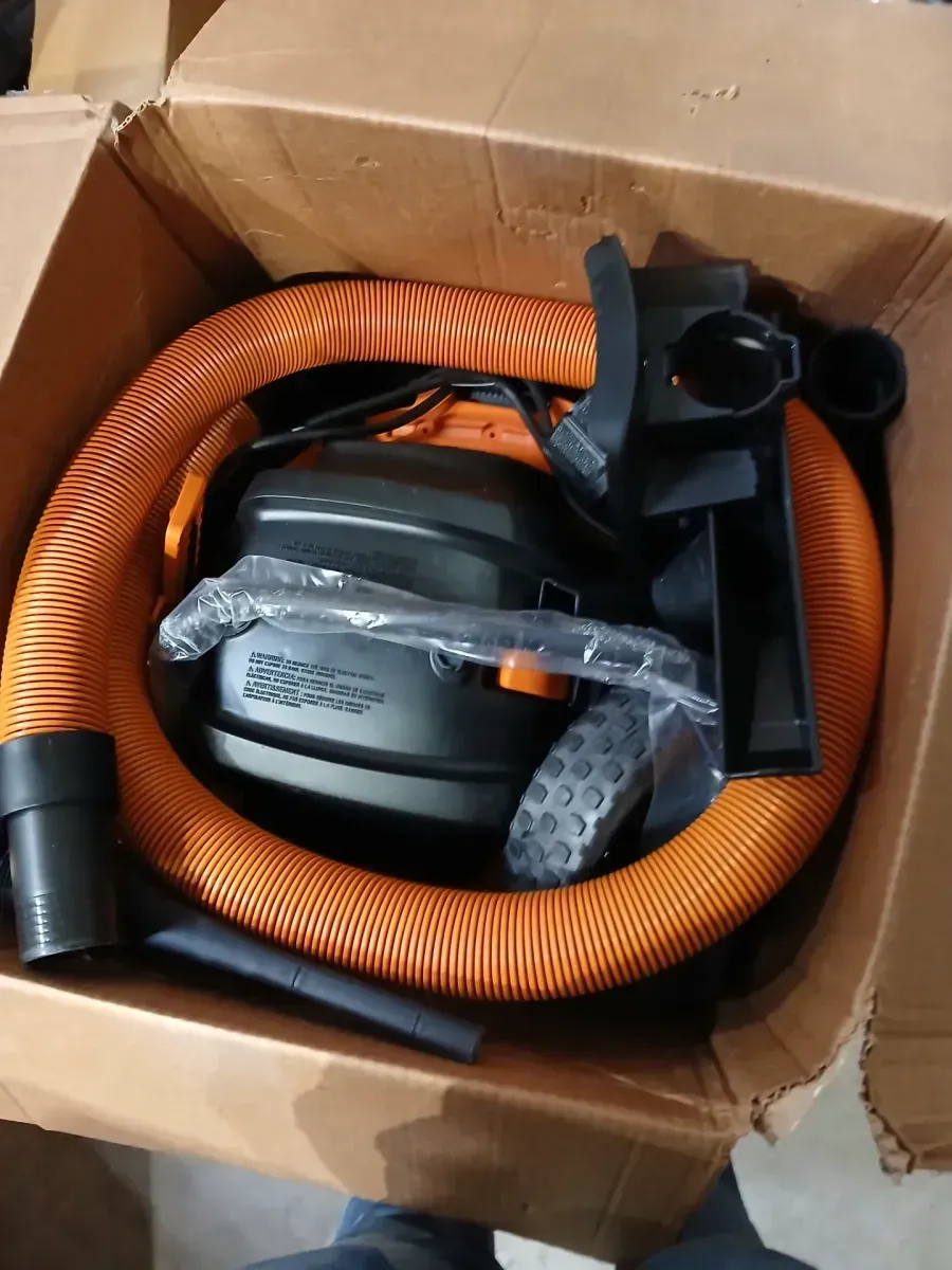 RIDGID 16 Gal. 7.0 Peak HP NXT Power Shop Vacuum HD1900 Wet Dry Vac with Cart, Fine Dust Filter, Pro Hose and Accessories - image 4