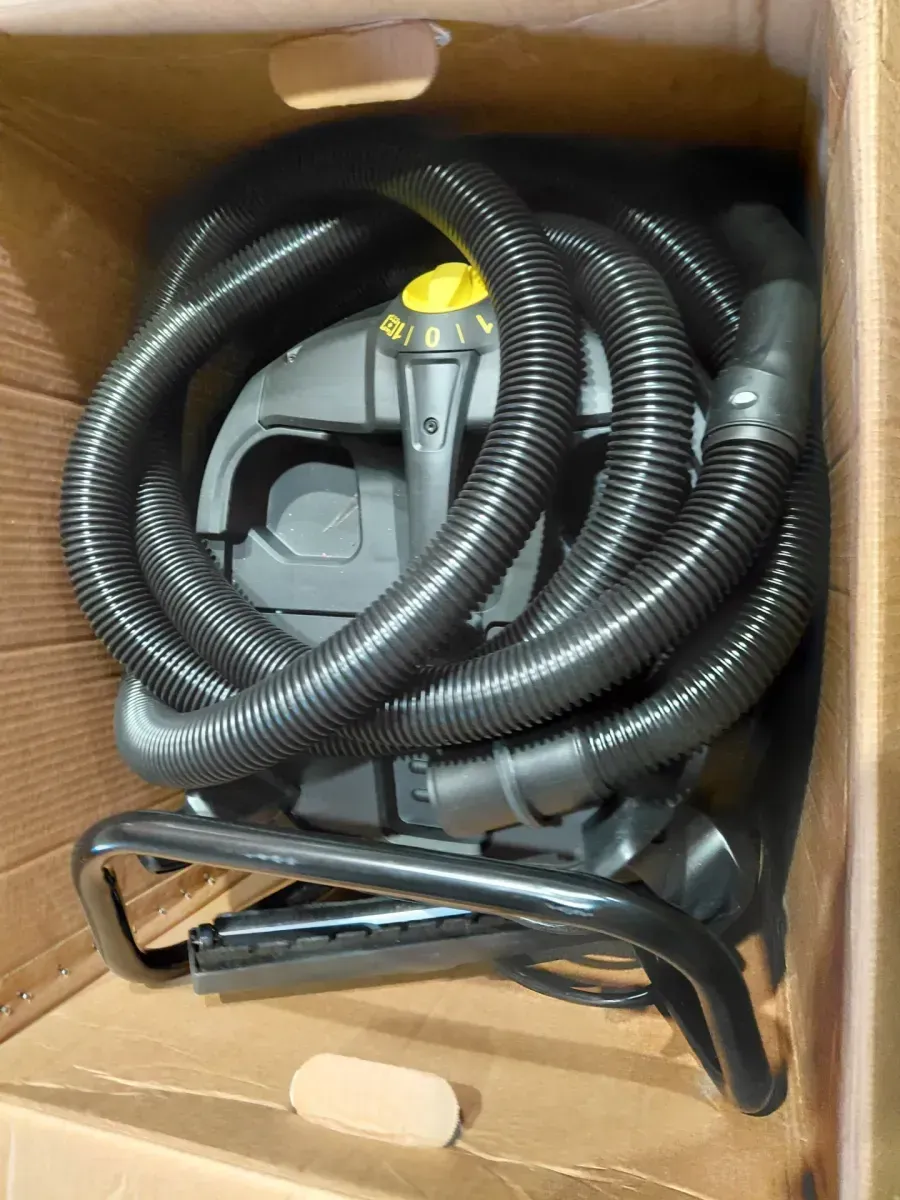 Karcher NT 65/2 Tact2 17.2 gal. 280-CFM Corded Wet and Dry Shop Vacuum Cleaner with Stainless Steel and Crevice Nozzle - image 3