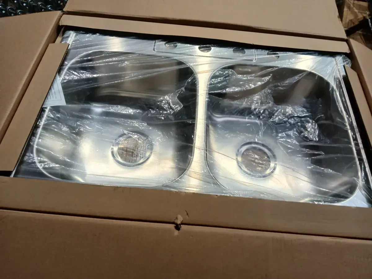 Glacier Bay 33 in. Drop-In 50/50 Double Bowl 20 Gauge Stainless Steel Kitchen Sink - image 3