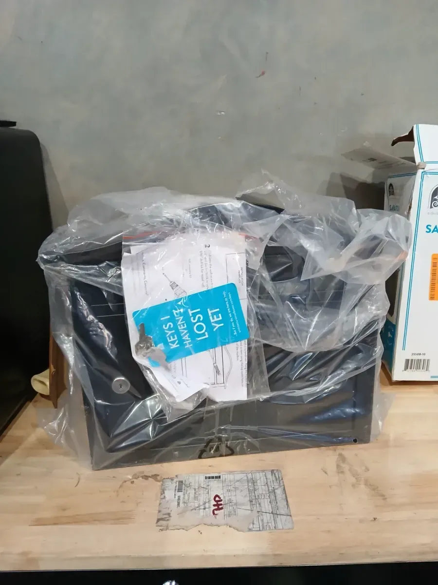 Architectural Mailboxes Saratoga Black, Medium, Steel, Locking Wall Mount Mailbox - image 3