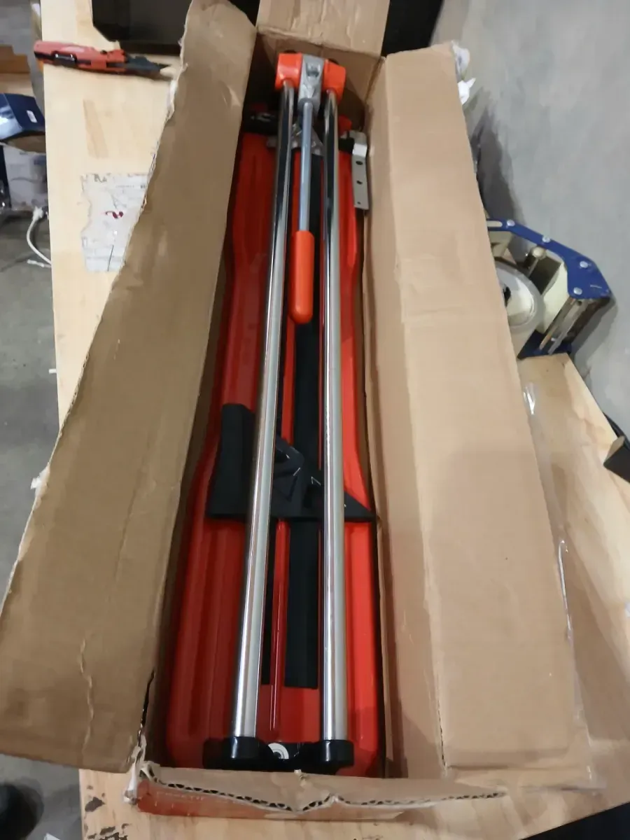 Rubi Practic 61 Plus-24 in. Tile Cutter with Tungsten Carbide Blade and Roller Guide - image 4