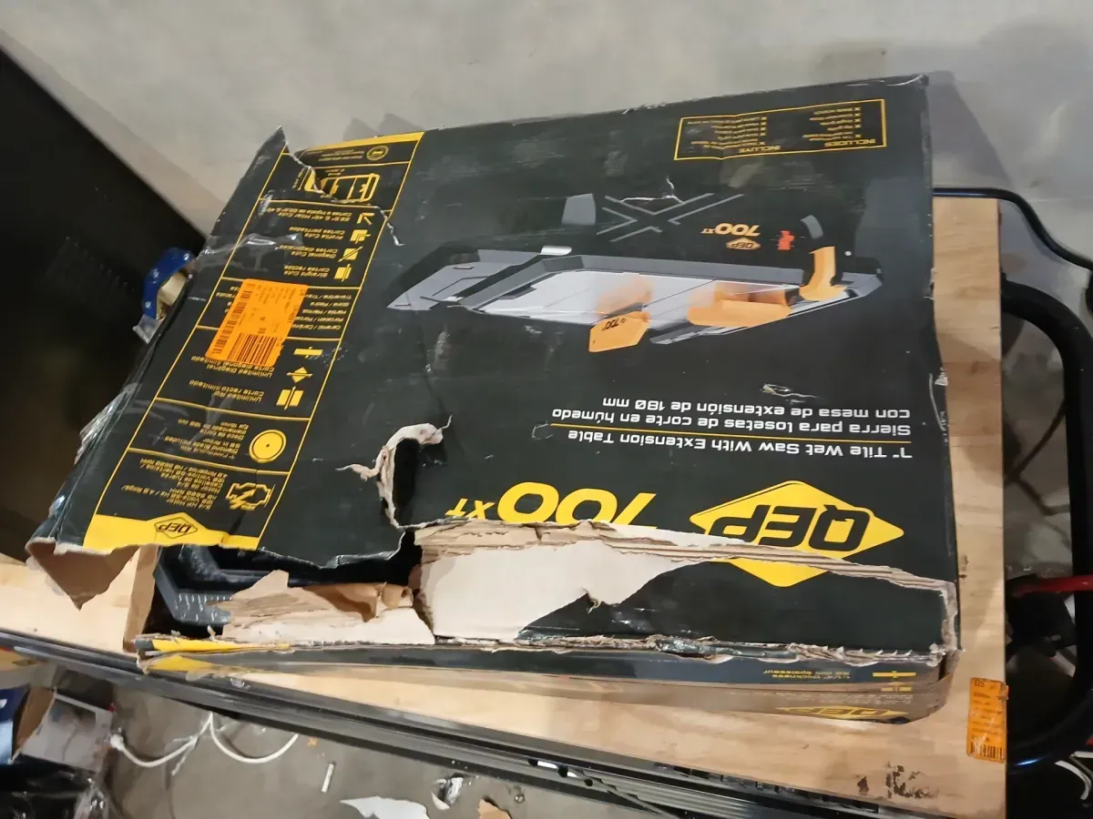 QEP 700XT 3/4 HP Wet Tile Saw with 7 in. Blade and Table Extension - image 2