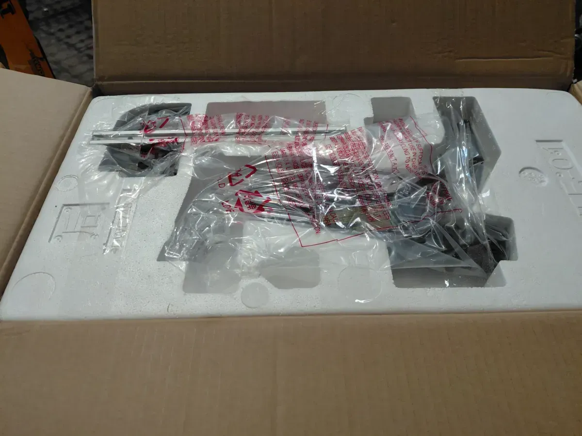 DEWALT 15 Amp Corded 8-1/4 in. Compact Portable Jobsite Tablesaw (Stand Not Included) - image 3