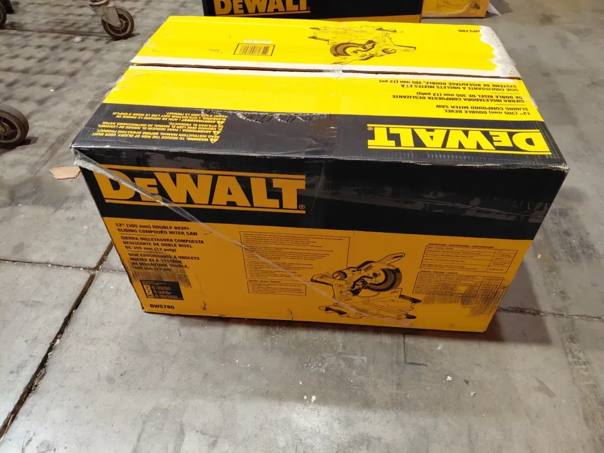 DEWALT 15 Amp Corded 12 in. Double Bevel Sliding Compound Miter Saw with XPS technology, Blade Wrench and Material Clamp - image 4