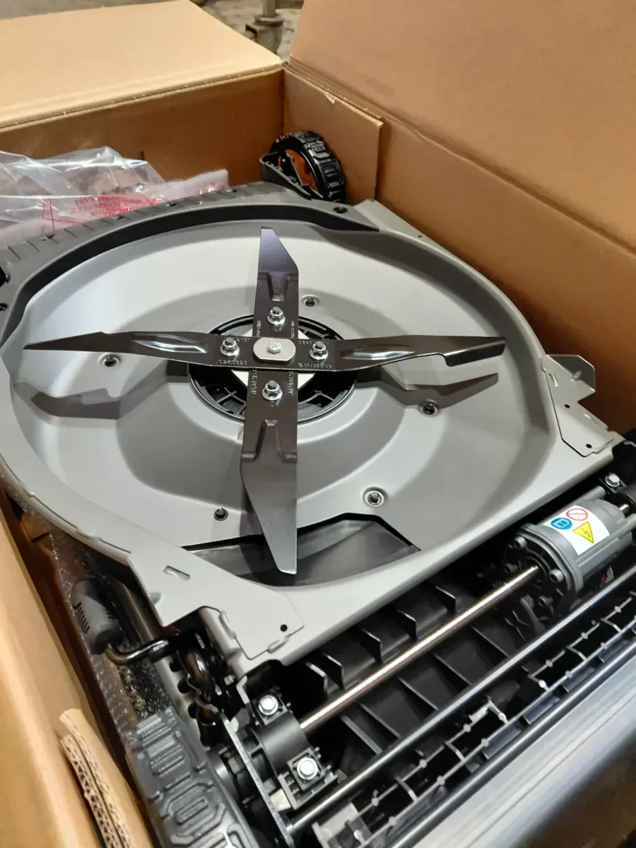 DEWALT FLEXVOLT 2x60V MAX 21 in. Cordless Battery Powered Self Propelled Lawn Mower Kit with (2) 4.0 Ah Batteries and Chargers - image 3