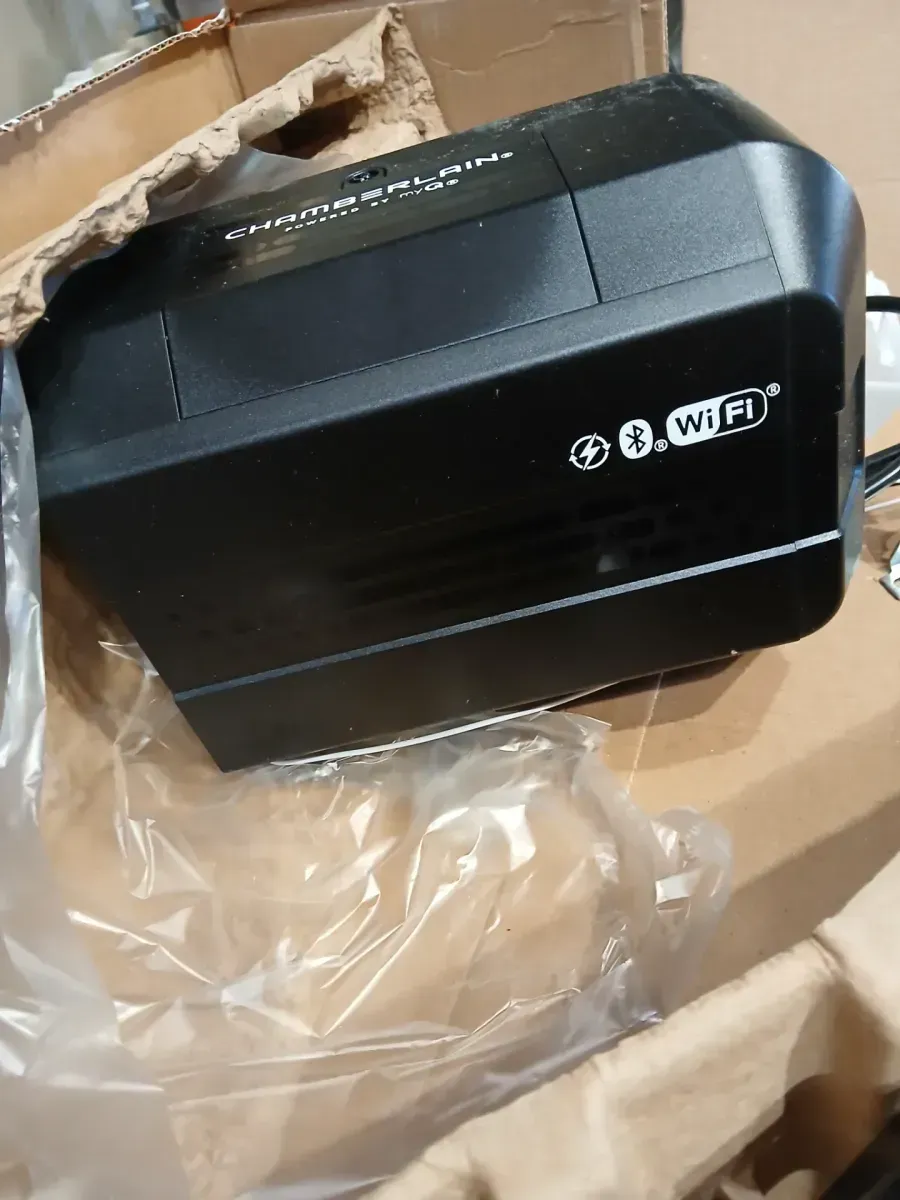 Chamberlain 1/2 HP Smart Belt Drive Garage Door Opener with Battery Backup - image 4