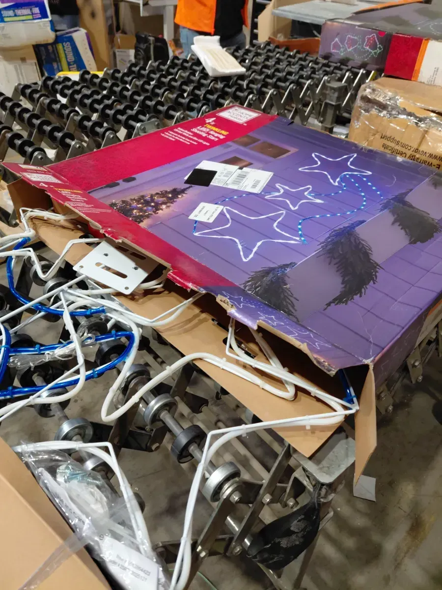 LED Rope Light Cascading Stars Window Decoration - image 2