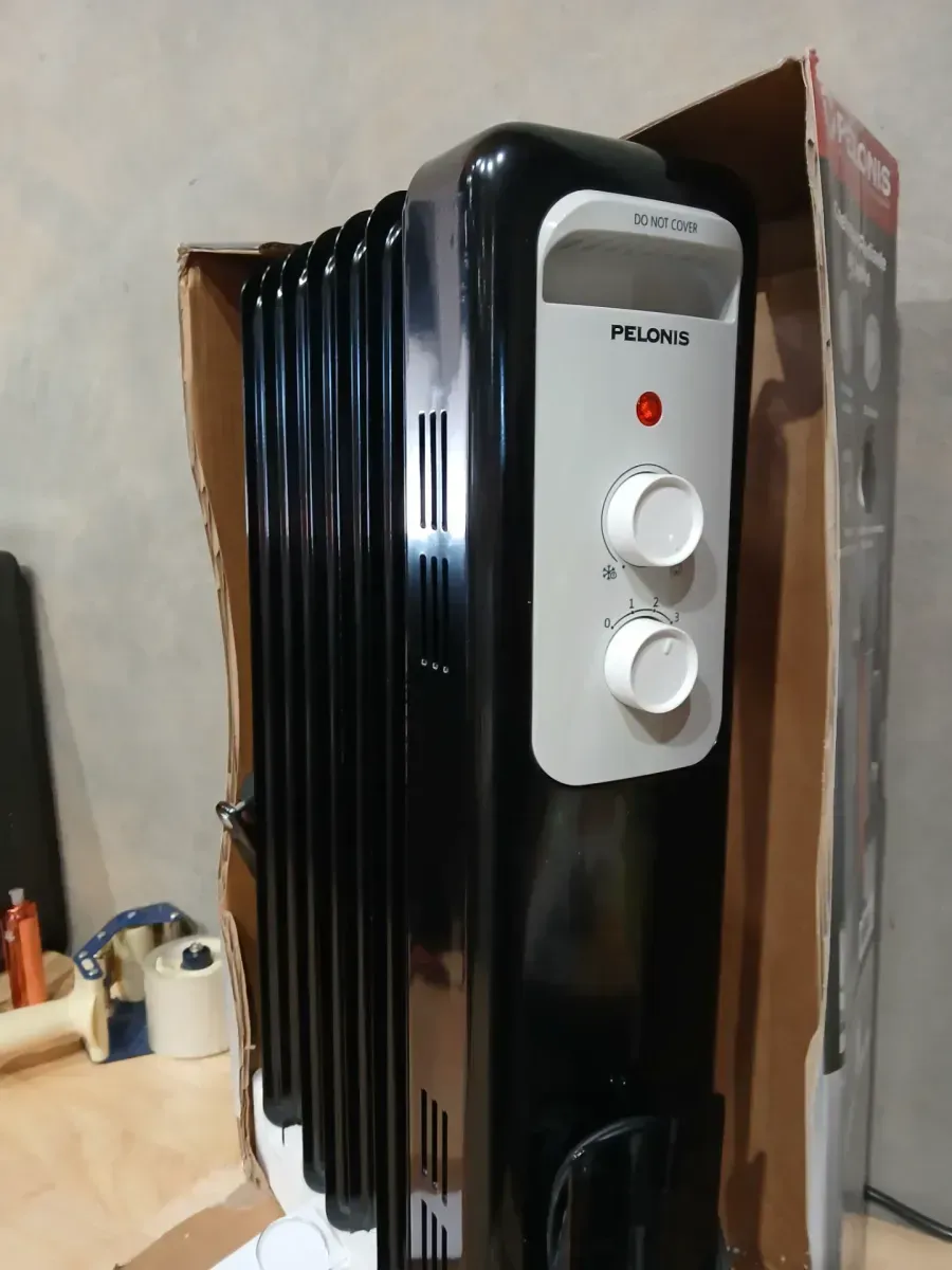 Pelonis 1,500-Watt Oil-Filled Radiant Electric Space Heater with Thermostat - image 6