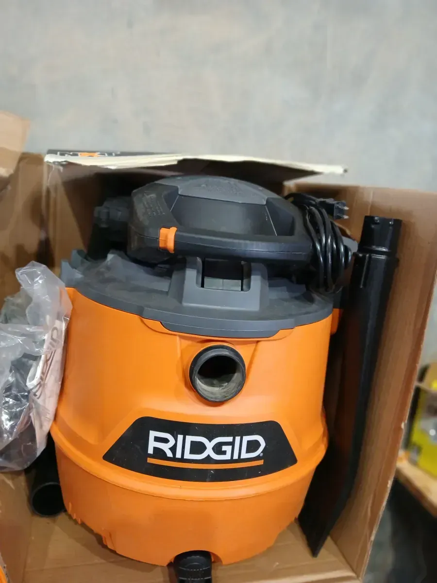 RIDGID 16 Gal. 6.5 Peak HP NXT Shop Vacuum Wet Dry Vac with Detachable Blower, Filter, Locking Hose and Accessories HD1600 - image 4