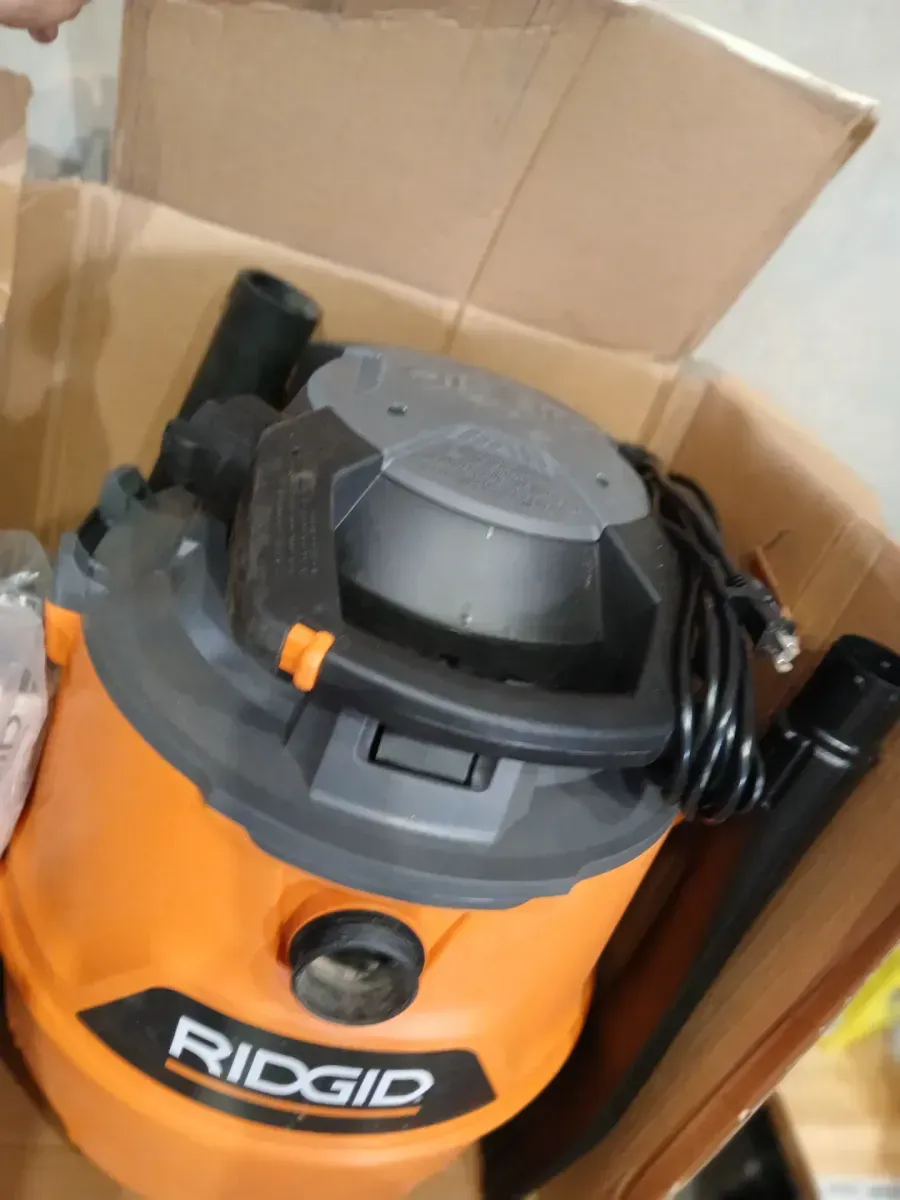 RIDGID 16 Gal. 6.5 Peak HP NXT Shop Vacuum Wet Dry Vac with Detachable Blower, Filter, Locking Hose and Accessories HD1600 - image 5