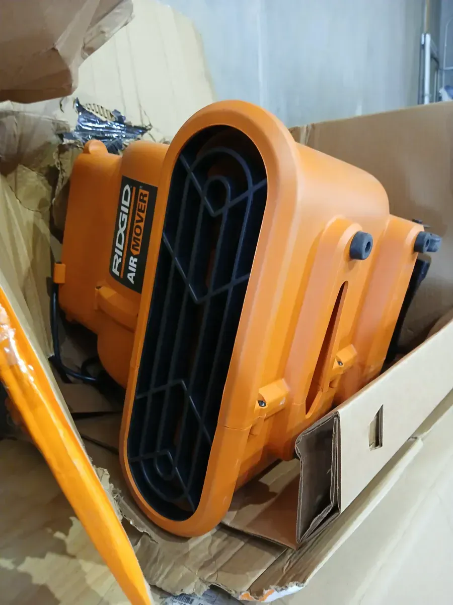 RIDGID 1625 CFM 3-Speed, Portable AM2560 Air Mover Blower Fan with Collapsible Handle, Rear Wheels, Water Damage Restoration (RIDGID 12 Gal. 5.0 Peak HP NXT Shop Vacuum Wet Dry Vac with General Debris Filter, Locking Hose and Attachments HD1200) - image 5