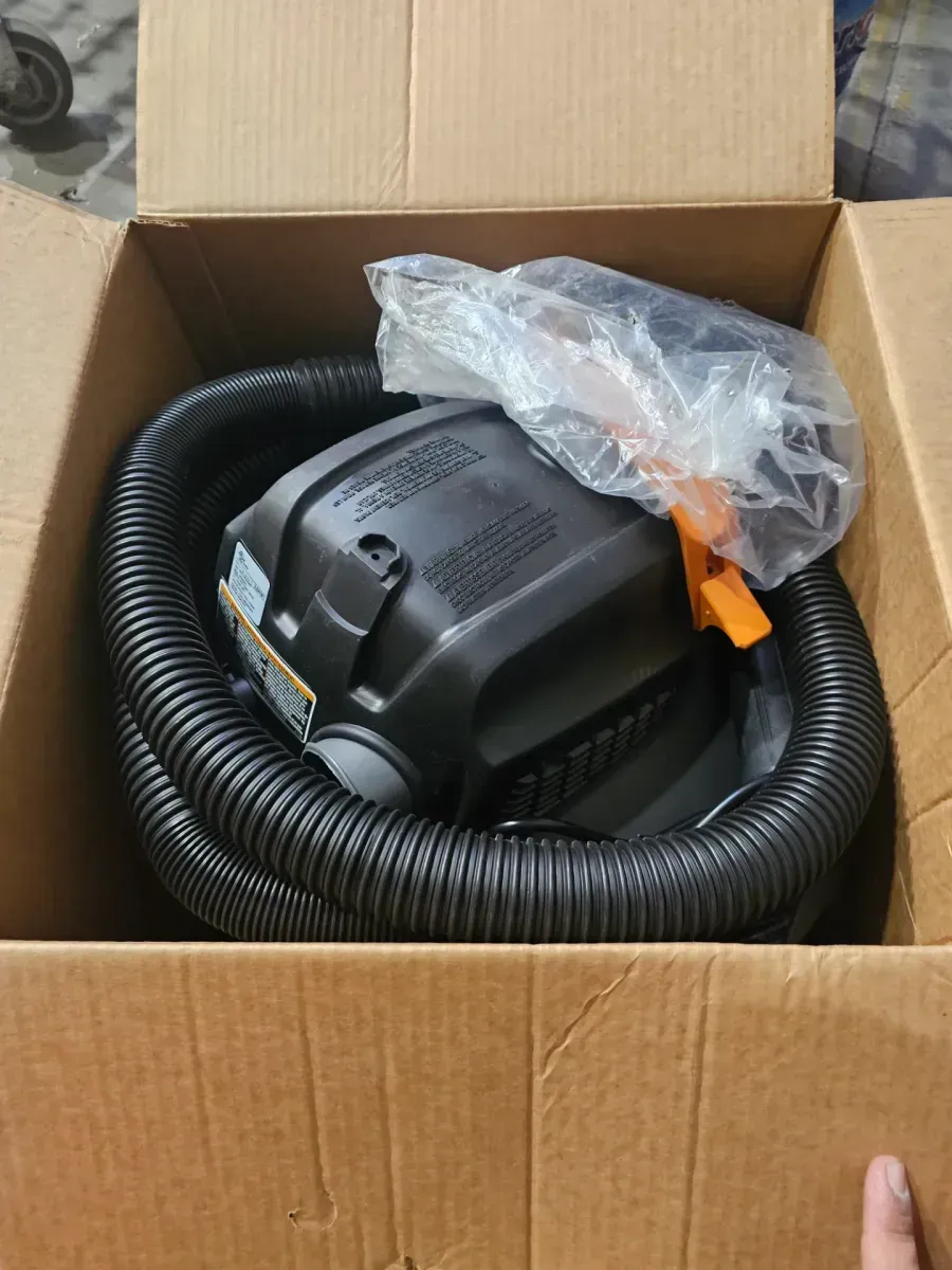 RIDGID 6 Gal. 3.5 Peak HP NXT Shop Vacuum Wet Dry Vac with General Debris Filter, Locking Hose and Attachments HD06001 - image 3