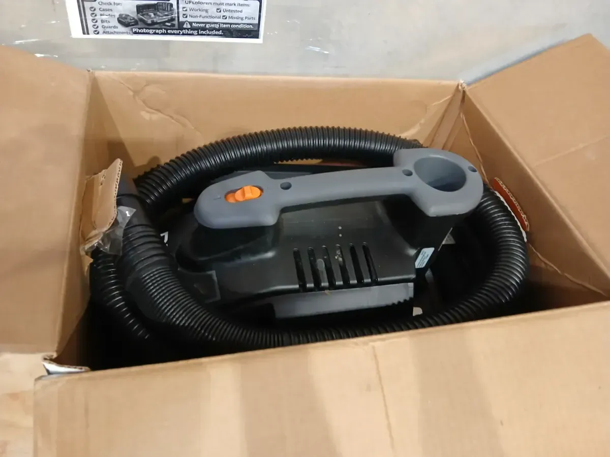 RIDGID 4 Gal. 5.0 Peak HP Portable Shop Vacuum Wet Dry Vac with Fine Dust Filter, Locking Hose and Attachments WD4070 - image 3
