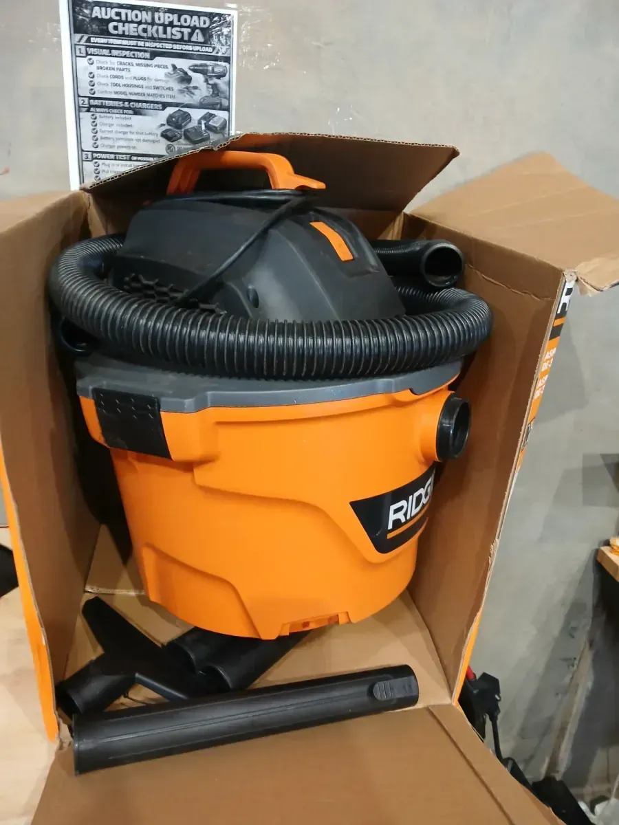 RIDGID 9 Gal. 4.25 Peak HP NXT Shop Vacuum Wet Dry Vac with General Debris Filter - image 4