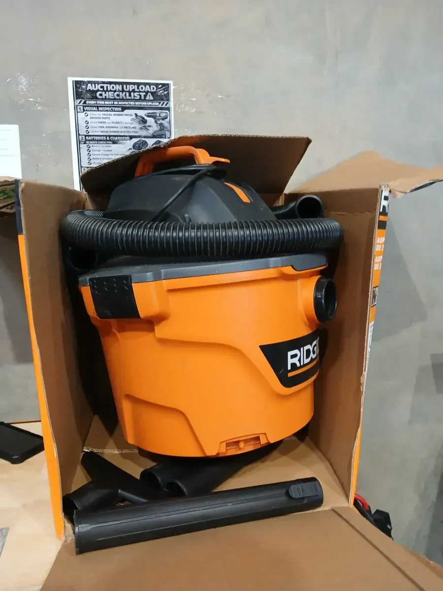 RIDGID 9 Gal. 4.25 Peak HP NXT Shop Vacuum Wet Dry Vac with General Debris Filter - image 3