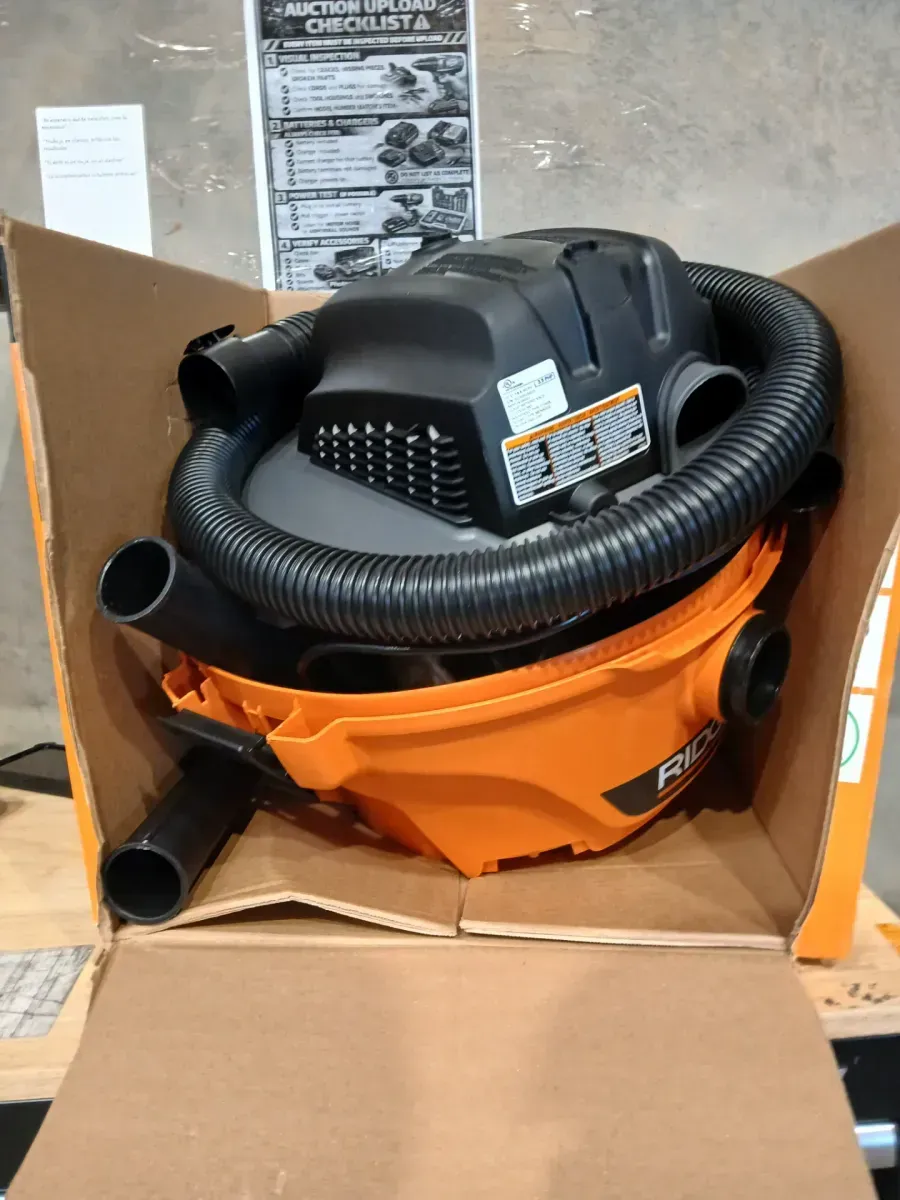 RIDGID 6 Gal. 3.5 Peak HP NXT Shop Vacuum Wet Dry Vac with General Debris Filter, Locking Hose and Attachments HD06001 - image 4