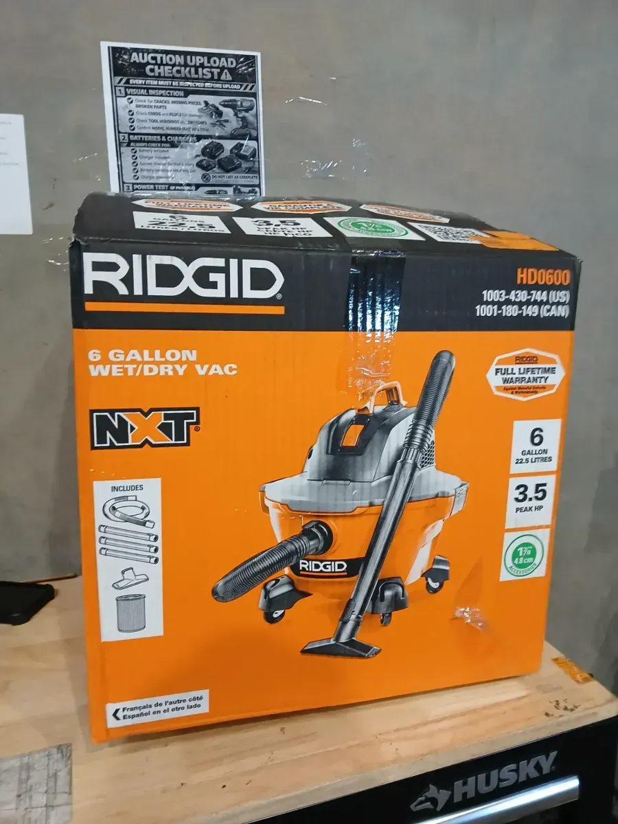 RIDGID 6 Gal. 3.5 Peak HP NXT Shop Vacuum Wet Dry Vac with General Debris Filter, Locking Hose and Attachments HD06001 - image 2