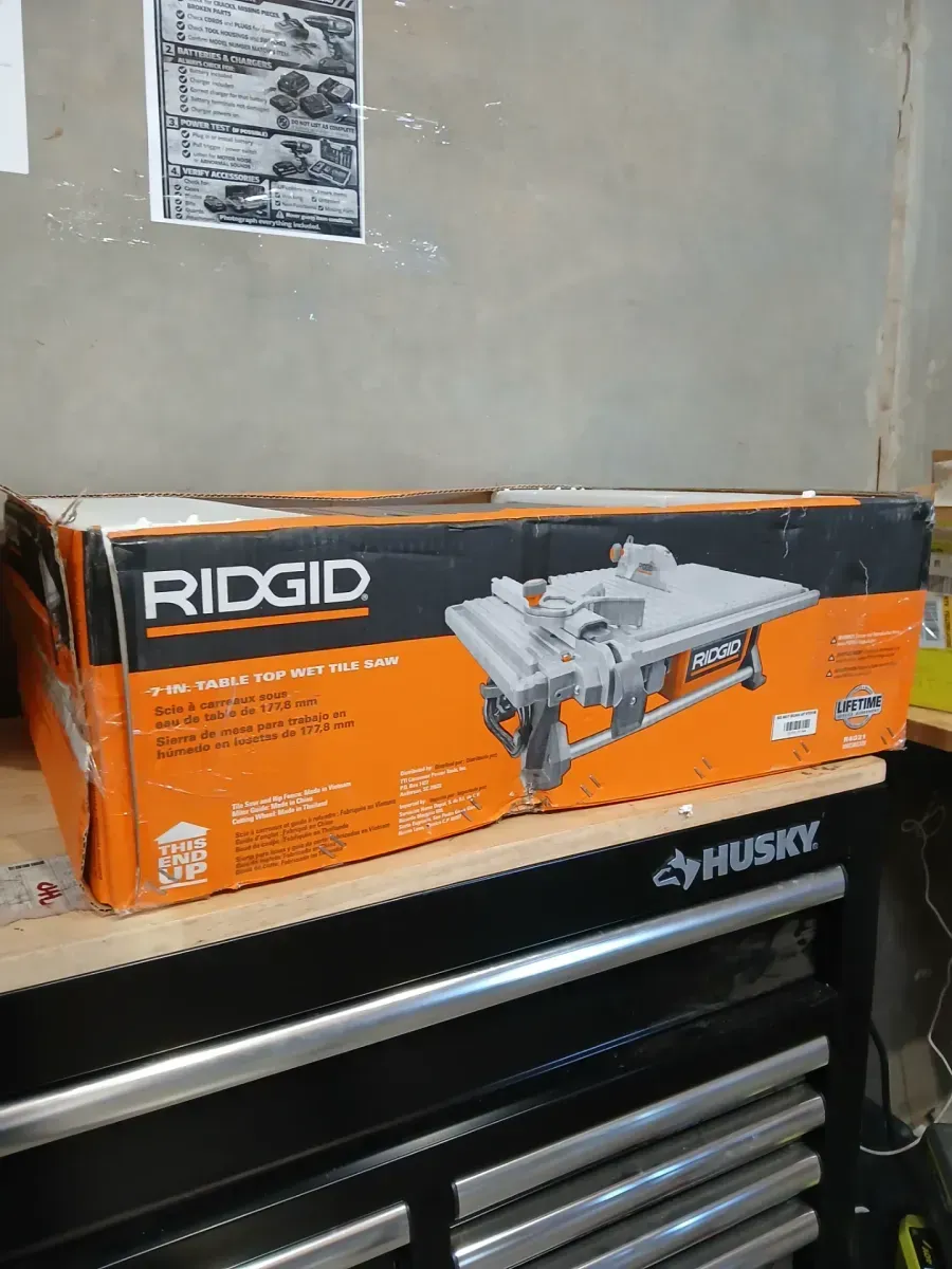RIDGID 6.5-Amp 7 in. Blade Corded Table Top Wet Tile Saw - image 2