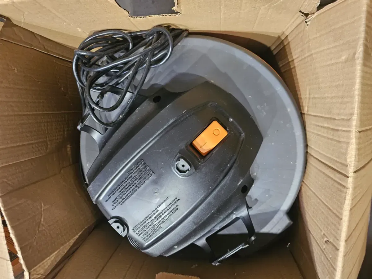 RIDGID 16 Gal. 5.0 Peak HP NXT Shop Vacuum Wet Dry Vac with General Debris Filter, Locking Hose and Attachments HD1640 - image 2