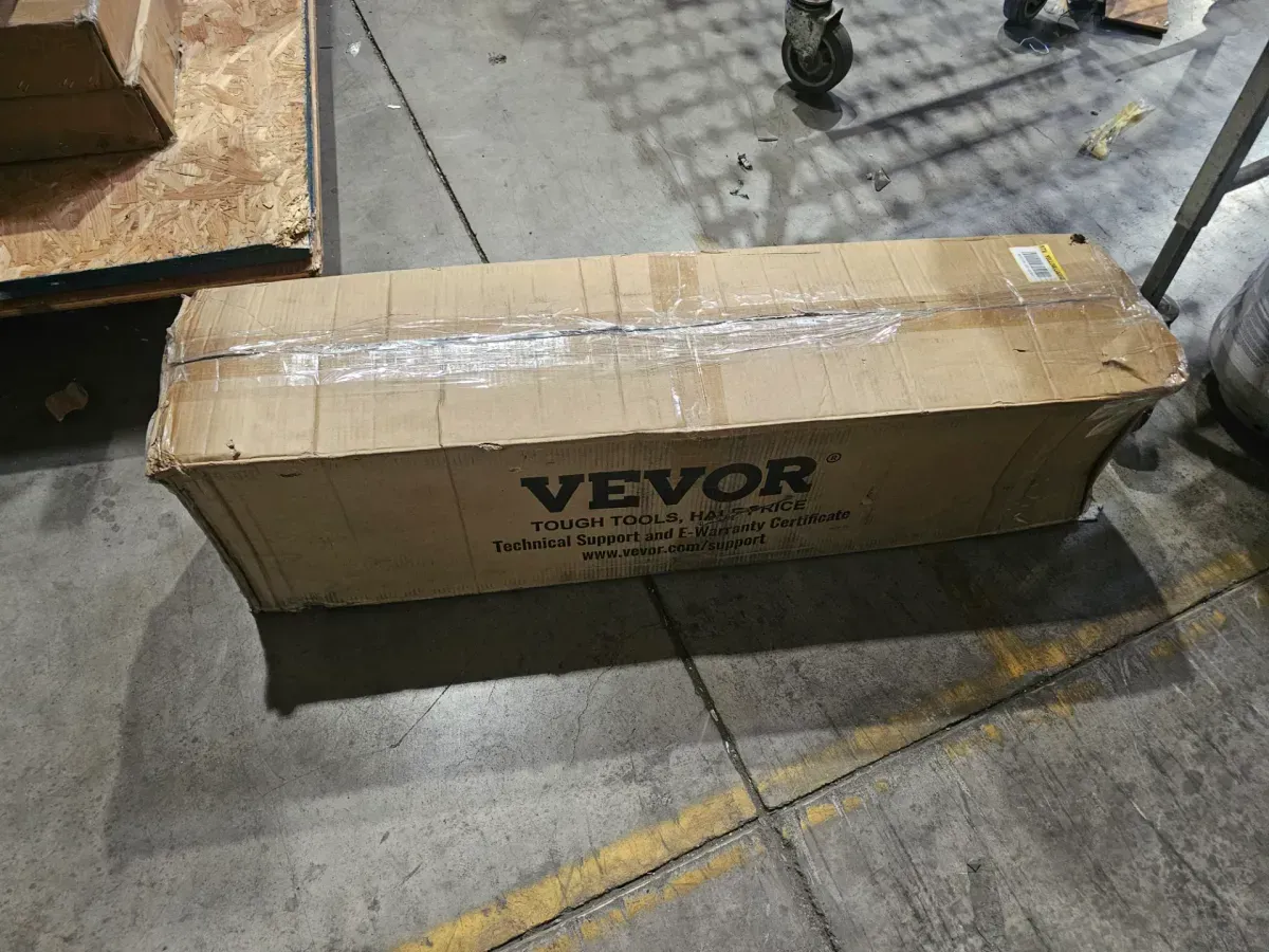 VEVOR Aluminum Loading Ramps (Set of 2) - image 3