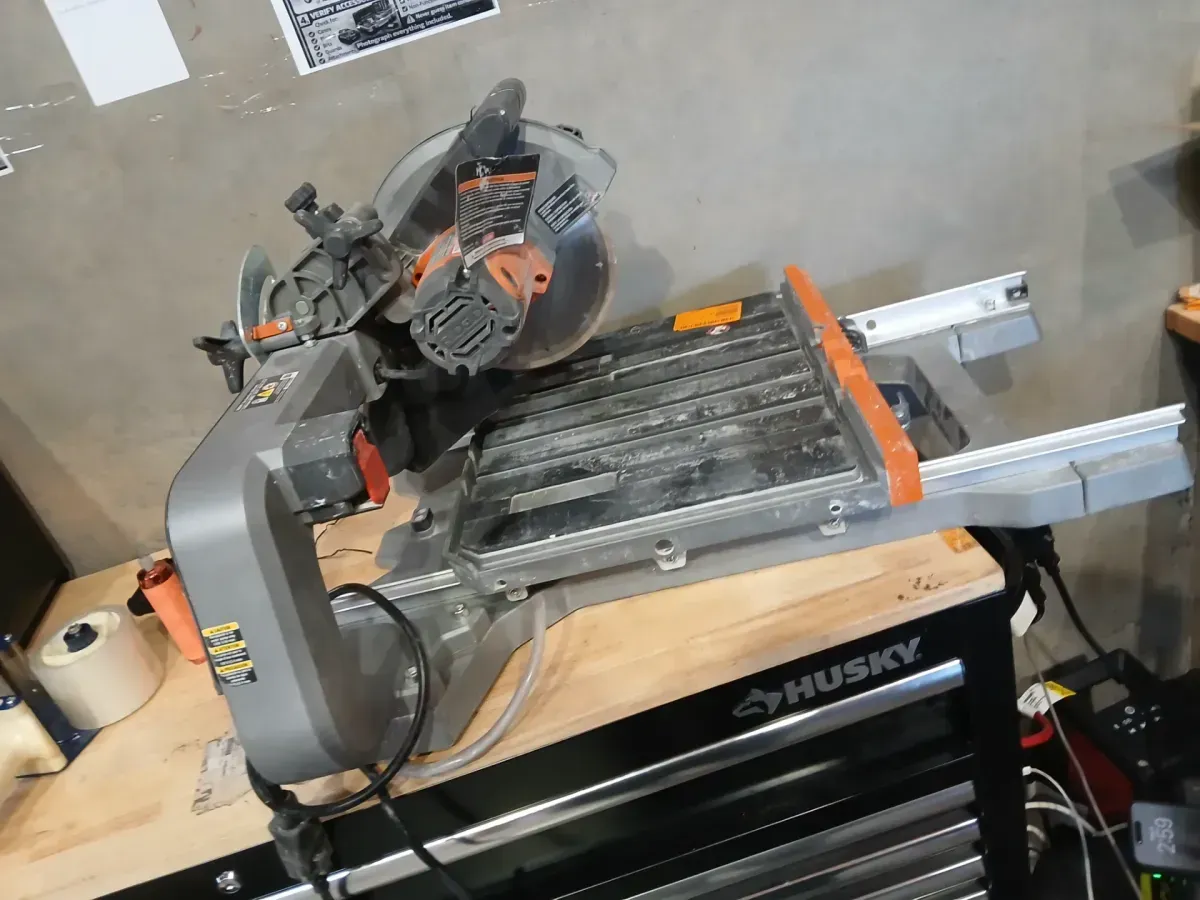 RIDGID 12 Amp 8 in. Blade Corded Wet Tile Saw with Extended Rip - image 2