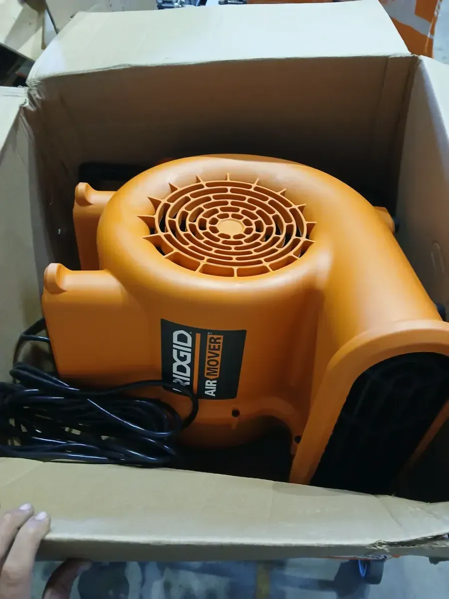 RIDGID 1625 CFM 3-Speed, Portable AM2560 Air Mover Blower Fan with Collapsible Handle, Rear Wheels, Water Damage Restoration - image 3