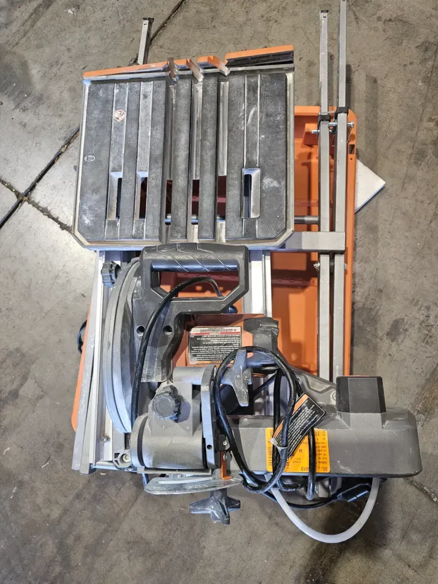 RIDGID Portable Wet Tile Saw - image 2