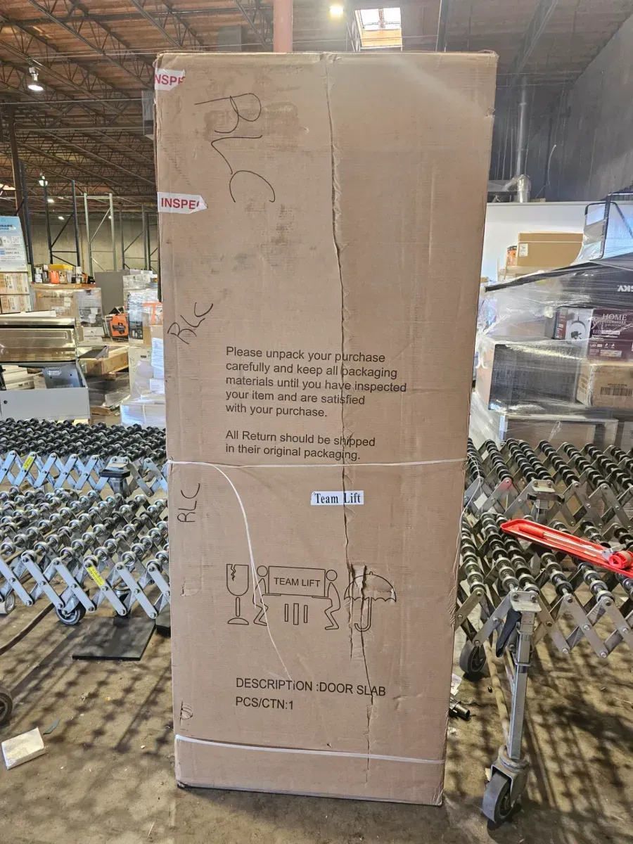 Modern Interior Door with Glass Panel - image 3