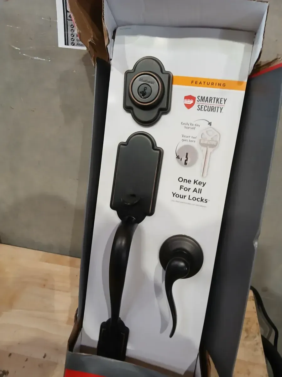 Kwikset Prague Matte Black Dummy Door Handleset with Round Pismo Knob (Kwikset Arlington Venetian Bronze Single Cylinder Door Handleset with Tustin Door Handle Featuring SmartKey Security) - image 3