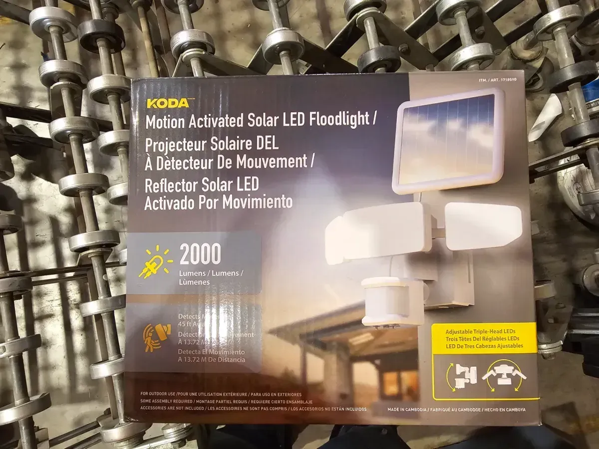 KODA 2000 Lumen Solar White Motion Sensing Integrated LED Security Flood Light - image 4