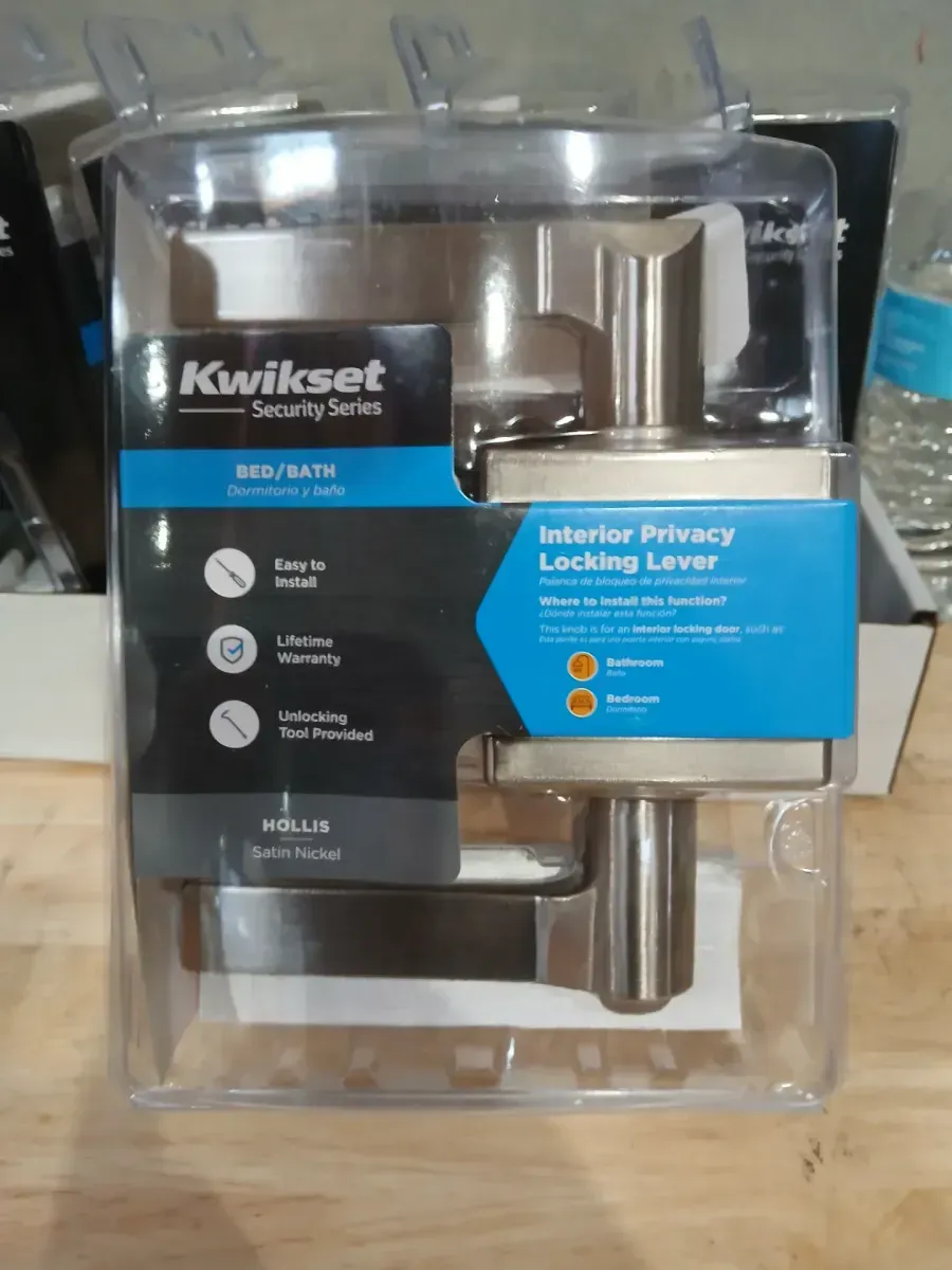 Kwikset Hollis Satin Nickel Bed/Bath Privacy Door Handle - image 2