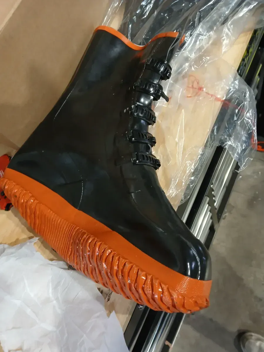 Honeywell Ranger HSL-4003 Men's Waterproof Rubber Slush Boots - image 3