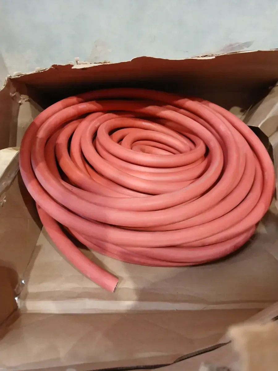 Milton 150 ft. 1/2 in. I.D. EPDM Rubber Air Hose - image 2