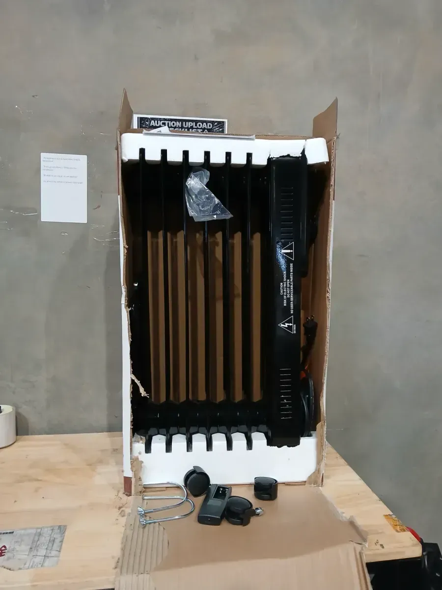 Konwin 1500-Watt Black Indoor Electric Oil-Filled Radiator Convection Radiant Space Heater with Remote Control for Living Space - image 3