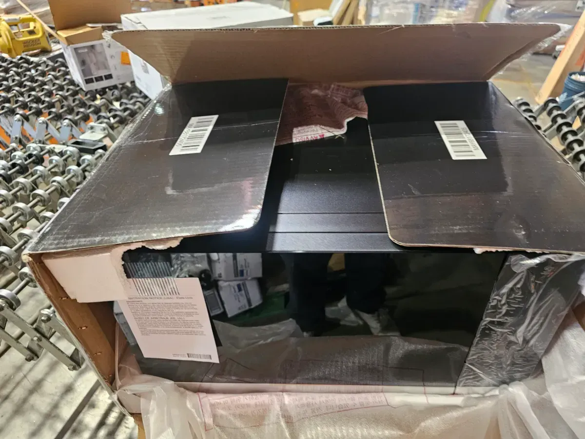 LG NeoChef 1.5 cu. ft. 1100-Watt Countertop Microwave in Stainless Steel with Smart Inverter - image 2