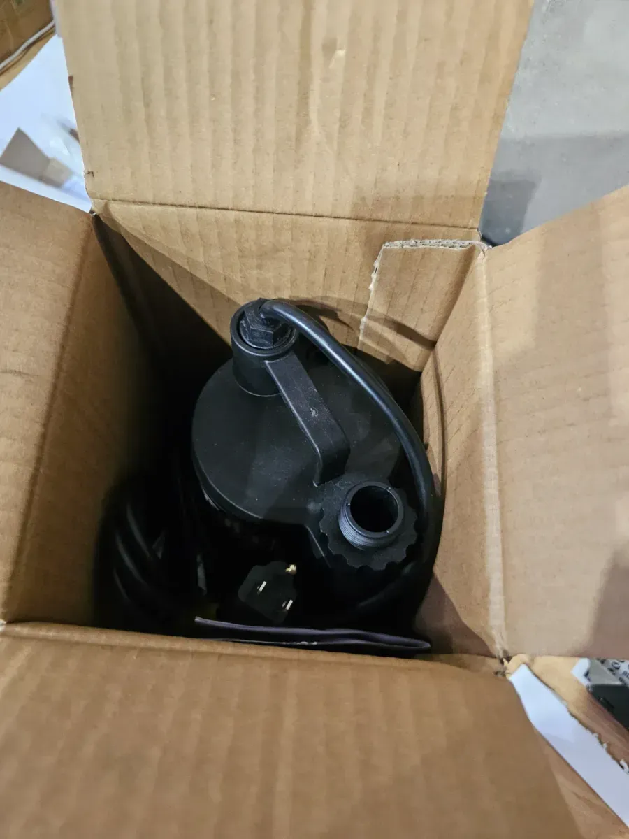 Everbilt Submersible Utility Pump - image 2