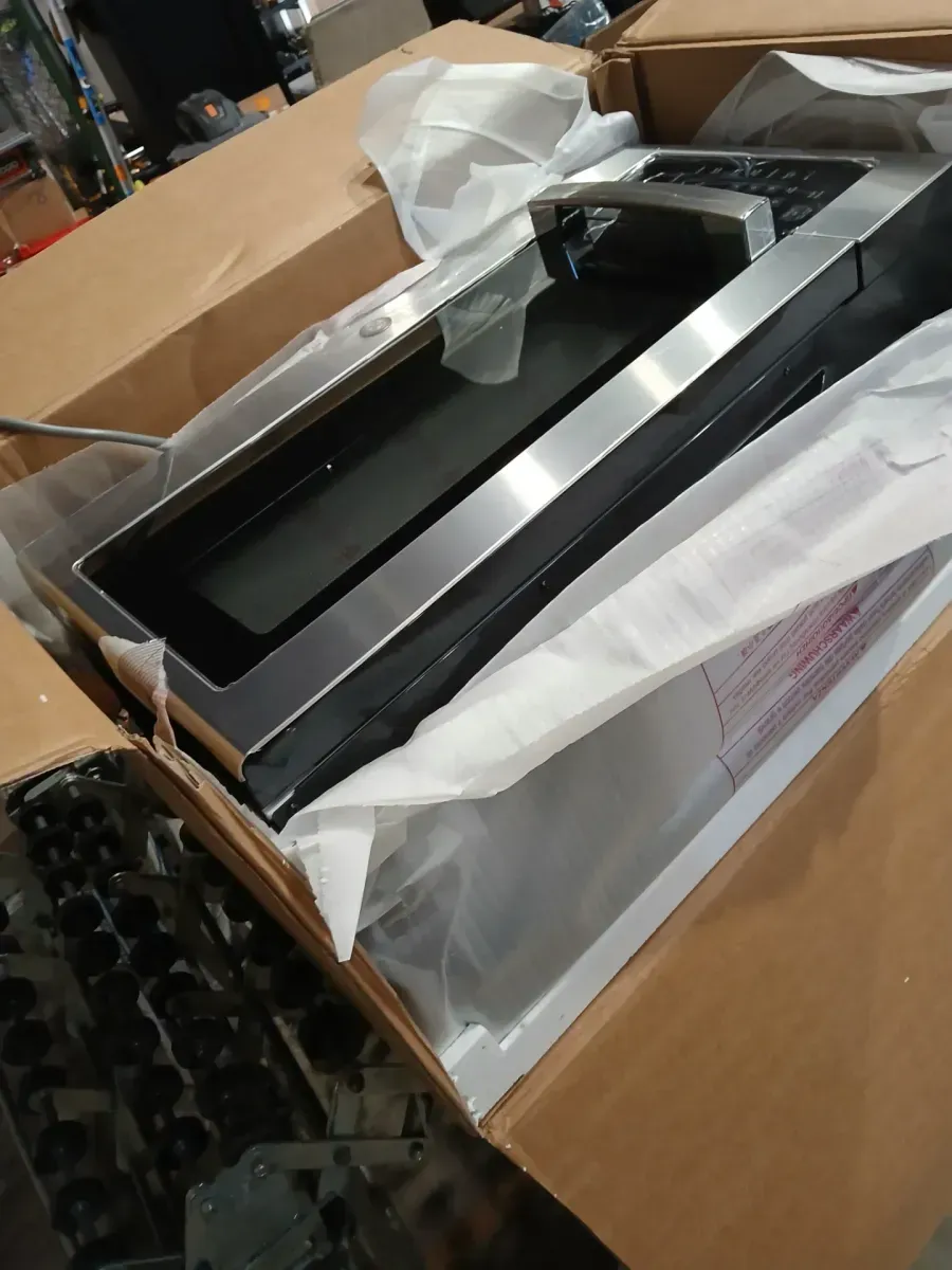 GE 1.6 cu. ft. Over-the-Range Microwave in Stainless Steel - image 4