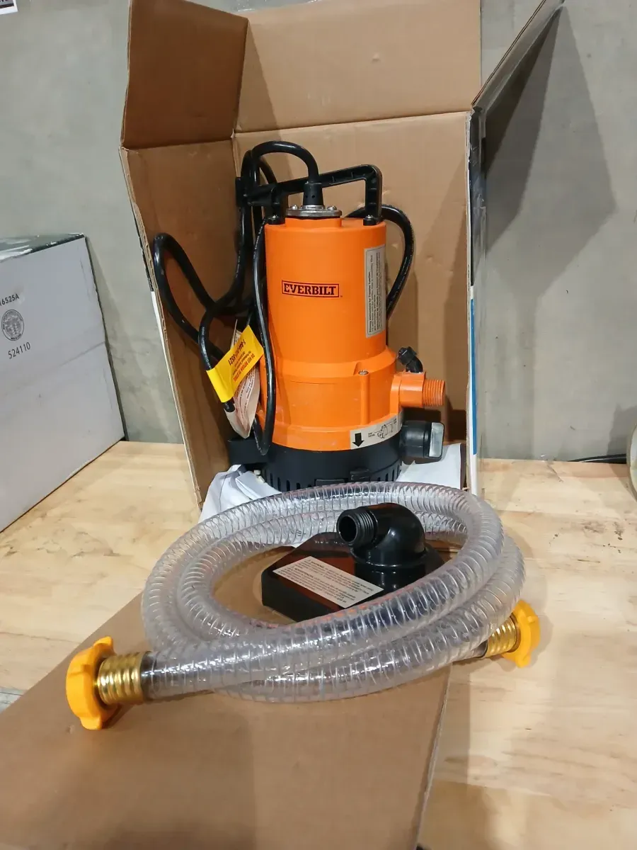 Everbilt 1/4 HP 2-in-1 Submersible Utility and Transfer Pump - image 4