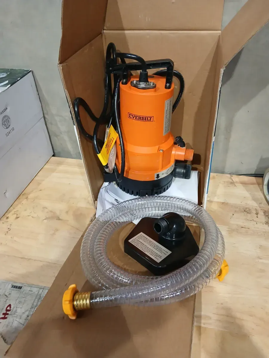 Everbilt 1/4 HP 2-in-1 Submersible Utility and Transfer Pump - image 3